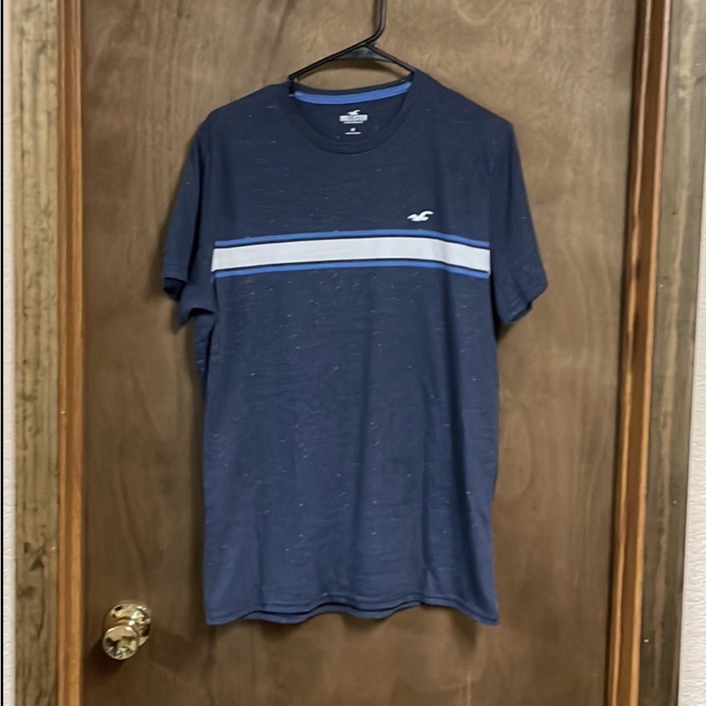 Hollister Short Sleeve Shirt‎ Medium